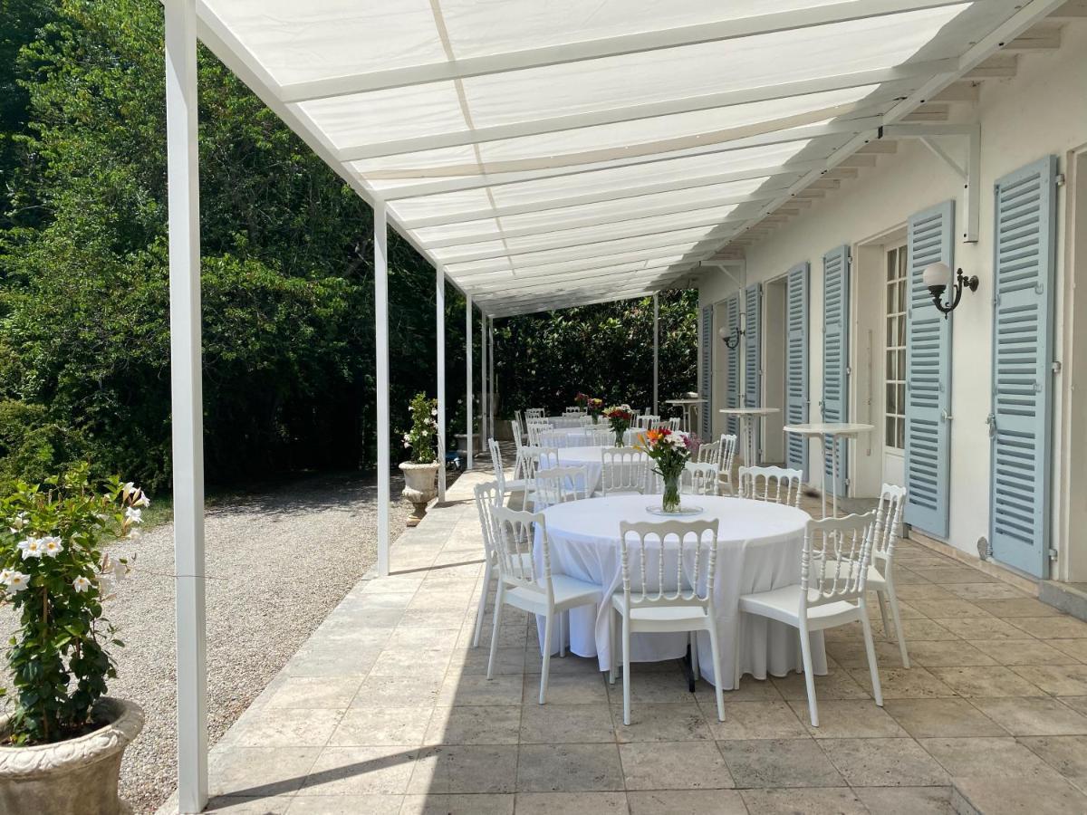 Manoir Et Appartements Avec Piscine Au Domaine De Bize Mirepoix Mirepoix  Exterior foto